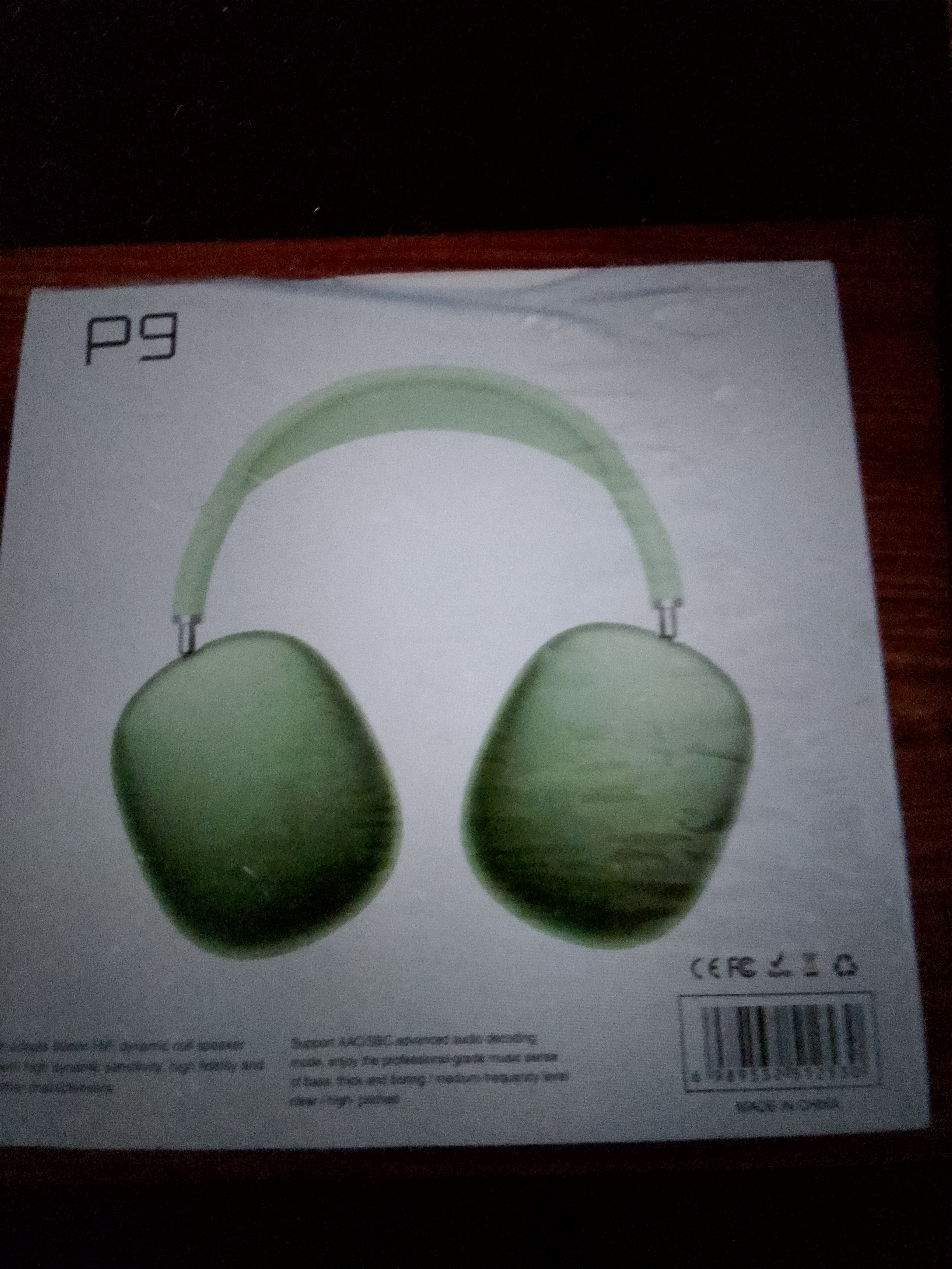 P9 HEADPHONE